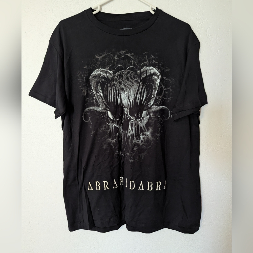 Abrahadabra Don't Let Your Darkness Fade Black T Shirt Size Large Horn Skull